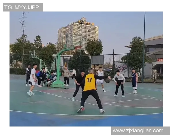 篮球明星上班日常揭秘：他们如何在赛场与职场之间平衡生活与事业